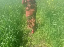 Ganne Ke Khet Mein Desi Chudai