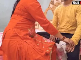 Desi Sexy Kinnar Ko Lund Chusake Uski Gaand Maari